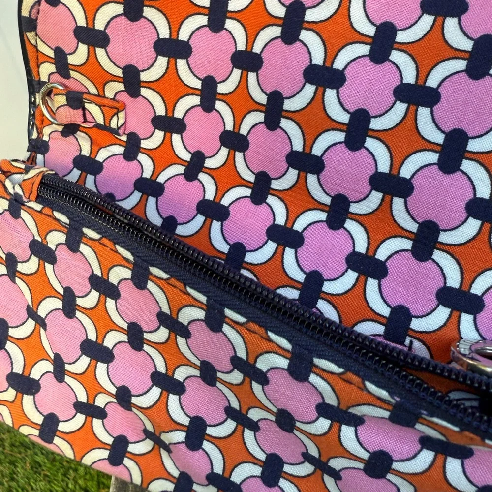 VERA BRADLEY Gerber Daisy Pink Navy Blue Quilted Wallet Wristlet Clutch Passport